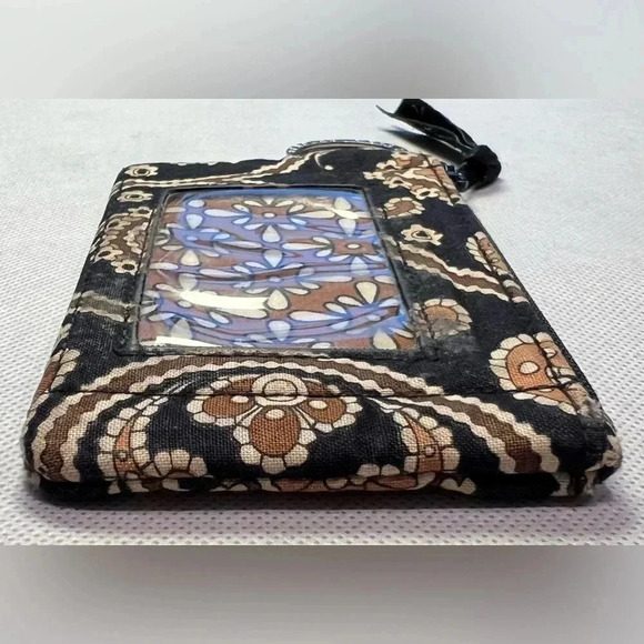 RETIRED: Vera Bradley | Ladies Caffe Latte ID coin keyring purse. - Picture 11 of 13